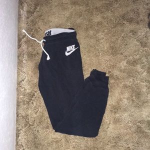Nike joggers black w/ white logo
